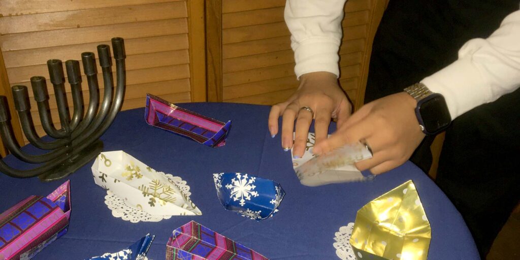 holiday-paper-boats-south-street-seaport-museum