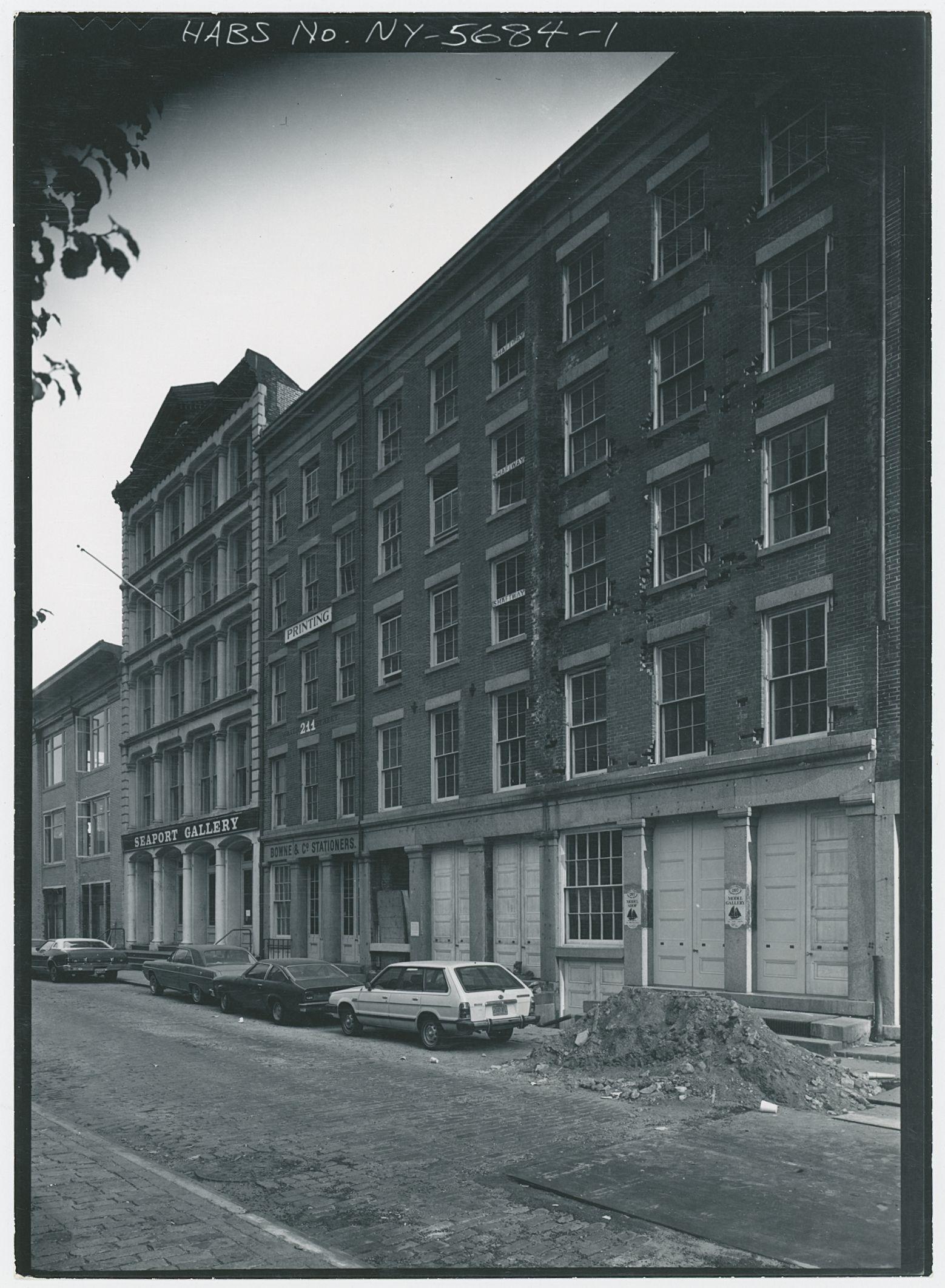 About the 1835–1836 Hart-Havens-Lauderback Buildings - South 